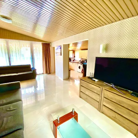 55 & Pool - Vakantiehuis
