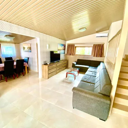 Сasa de vacaciones 55&pool -